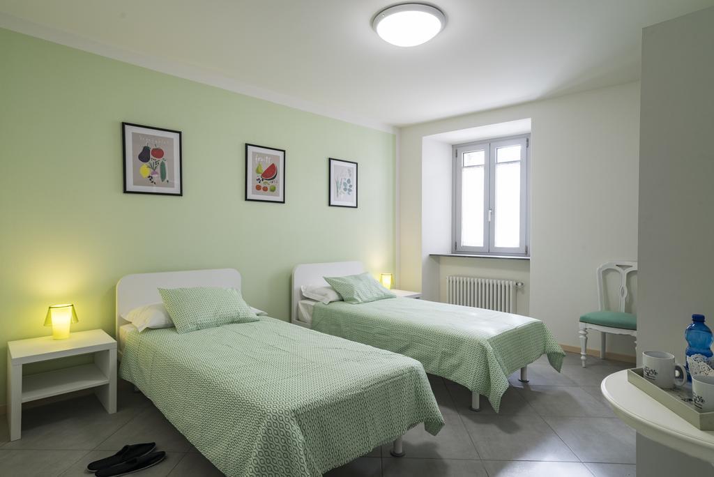 Chery Bed & Breakfast Riva San Vitale Pokoj fotografie